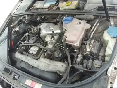 Hurda Aracı audi a4 avant (8e) 2.5 tdi quattro (132kw) yılın 2004 güçlü bau