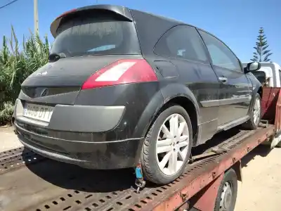 Verschrottungsfahrzeug renault megane ii berlina 3p confort authentique des jahres 2005 angetrieben k4mt7