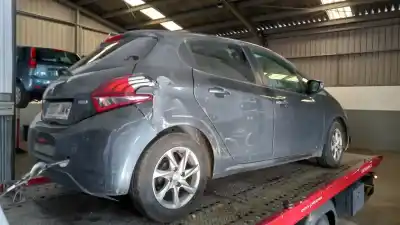 Veículo de Sucata PEUGEOT 208 Active do ano 2016 alimentado HM01