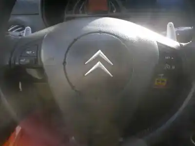 Veículo de Sucata citroen c2 vts do ano 2003 alimentado nfu