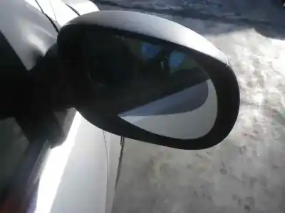 Veículo de Sucata citroen c2 vts do ano 2003 alimentado nfu