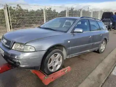 Scrapping Vehicle audi a4 b5 avant (8d5) 2.5 tdi of the year 2000 powered akn