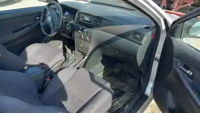 Veículo de Sucata toyota corolla (_e12_) 2.0 d-4d (cde120r_ cde120l_) do ano 2004 alimentado 1cdftv