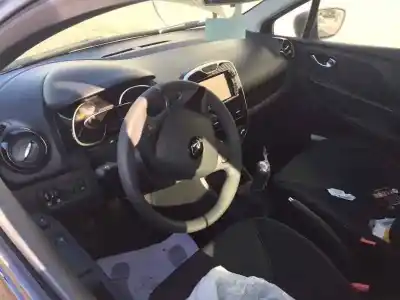 Veicolo di demolizione renault clio iv business dell'anno 2015 alimentato k9k608