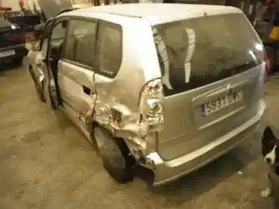 Veículo de Sucata mitsubishi space star (dg0) 1300 do ano 2005 alimentado 4g13