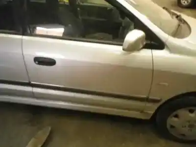 Veículo de Sucata mitsubishi space star (dg0) 1300 do ano 2005 alimentado 4g13