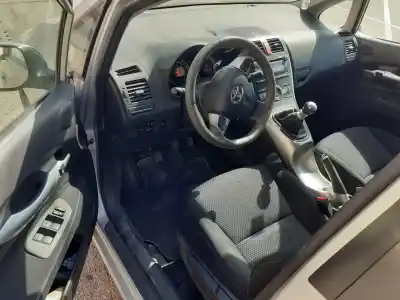 Veículo de Sucata toyota auris active do ano 2010 alimentado 1ad