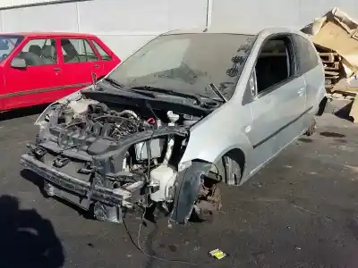 Veículo de Sucata ford fiesta (cbk) fun do ano 2005 alimentado fxjb