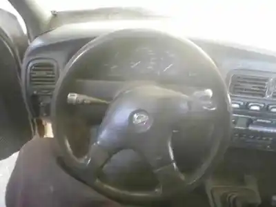 Véhicule à la ferraille nissan primera berl./familiar (p10/w10) slx berlina (p10) de l'année 1992 alimenté sr20di