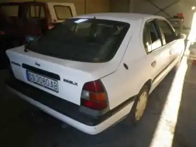 Véhicule à la ferraille nissan primera berl./familiar (p10/w10) slx berlina (p10) de l'année 1992 alimenté sr20di
