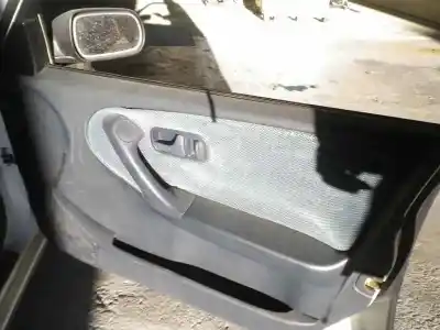 Véhicule à la ferraille nissan primera berl./familiar (p10/w10) slx berlina (p10) de l'année 1992 alimenté sr20di