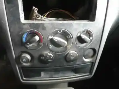 Veicolo di demolizione ford transit connect (tc7) 1.8 tdci cat dell'anno 2005 alimentato hcpa