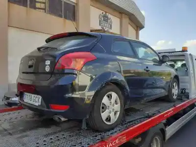 Veículo de Sucata KIA CEE´D Active do ano 2008 alimentado G4FC