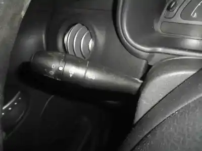 Veículo de Sucata citroen c3 1.1 collection do ano 2003 alimentado hfx