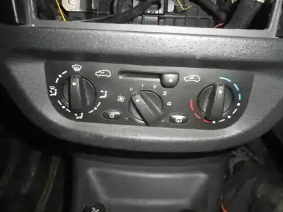 Veículo de Sucata citroen c3 1.1 collection do ano 2003 alimentado hfx