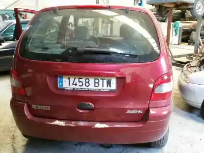 Veicolo di demolizione renault scenic (ja..) 1.6 16v authentique (ja0b/11) dell'anno 2002 alimentato k4ma7
