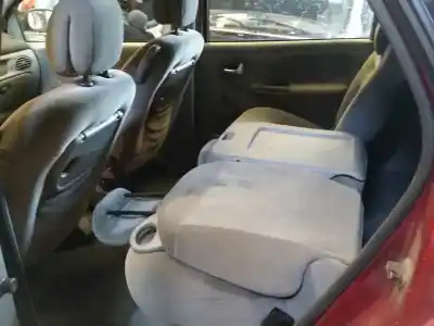 Veicolo di demolizione renault scenic (ja..) 1.6 16v authentique (ja0b/11) dell'anno 2002 alimentato k4ma7