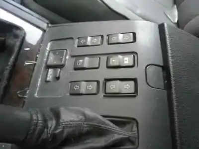 Veículo de Sucata land rover range rover (lp) dse (100kw) do ano 1997 alimentado 256t1