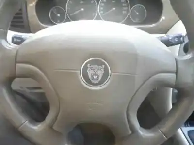 Утилизация автомобиля jaguar x-type i (x400) 2.5 v6 a las 4 ruedas года 2001 питание xb 2.5 v6 24v 196cv