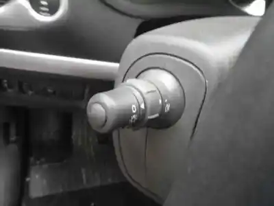 Scrapping Vehicle renault clio iii authentique of the year 2009 powered k9k766