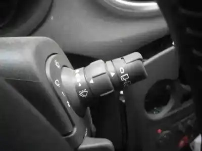 Scrapping Vehicle renault clio iii authentique of the year 2009 powered k9k766