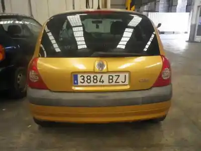 Здавання транспортного засобу renault   року 2002 потужний d7fg7