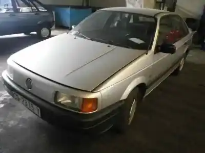Verschrottungsfahrzeug VOLKSWAGEN PASSAT BERLINA (312) CL des Jahres 1991 angetrieben RP
