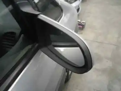 Veículo de Sucata opel zafira a elegance do ano 2000 alimentado y20dth