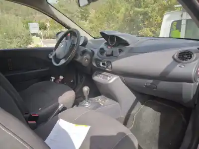 Sloopvoertuig renault twingo authentique van het jaar 2009 aangedreven d4fj7