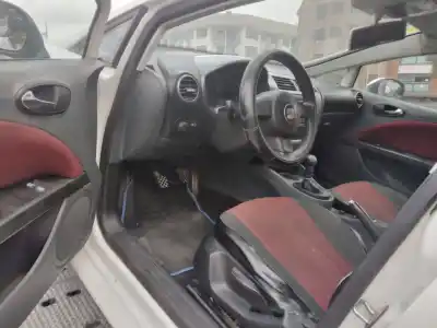 Veículo de Sucata seat leon (1p1) reference do ano 2006 alimentado bxe