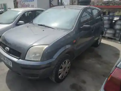 Veículo de Sucata ford fusion (cbk) ambiente do ano 2002 alimentado fxjb