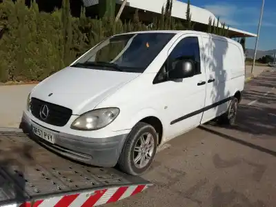 Veículo de Sucata MERCEDES-BENZ VITO (W639) BASIC, COMBI 111 CDI Largo (639.603) do ano 2007 alimentado 646980