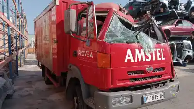 Veicolo di demolizione NISSAN ATLEON 120 ATLEON 120 dell'anno 2000 alimentato BD30D