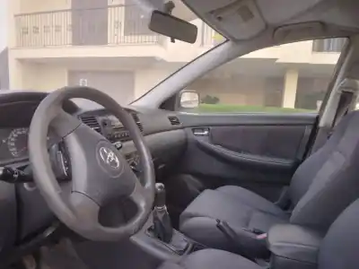 Veicolo di demolizione toyota corolla (e12) 1.6 16v dell'anno 2003 alimentato 3zzfe