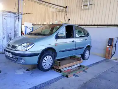 Vehicul casat renault scénic i monospace (ja0/1_, fa0_) 1.9 dti (ja1u) al anului 2001 alimentat f9qq7