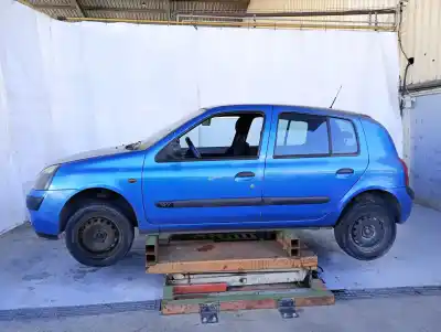 Здавання транспортного засобу RENAULT CLIO II FASE II (B/CB0) Authentique року 2002 потужний D4FB7