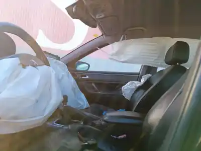 Véhicule à la ferraille peugeot 607 (s1) pack de l'année 2003 alimenté 4hx