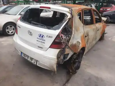 Veicolo di demolizione hyundai i30 comfort dell'anno 2011 alimentato d4fb
