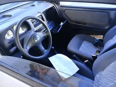 Veicolo di demolizione aixam 500 500.4 dell'anno 2003 alimentato kubota z402