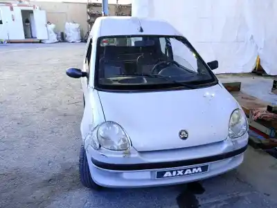 Veicolo di demolizione aixam 500 500.4 dell'anno 2003 alimentato kubota z402