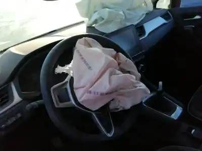 Scrapping Vehicle renault captur ii evolution of the year 2023 powered h4d470