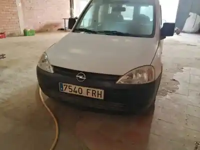 Veículo de Sucata opel combo familiar do ano 2007 alimentado z13dtj