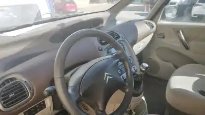 Veículo de Sucata citroen xsara picasso (n68) 2.0 hdi do ano 2003 alimentado rhy