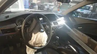 Veículo de Sucata bmw 5 (e60) 530 i do ano 2006 alimentado n52b30a