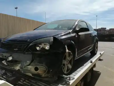 Scrapping Vehicle OPEL ASTRA H GTC (A04) 1.9 CDTI (L08) of the year 2006 powered Z19DT