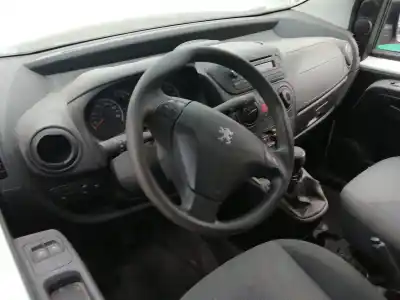 Veicolo di demolizione peugeot bipper (aa_) 1.3 hdi 75 dell'anno 2014 alimentato 199a9000