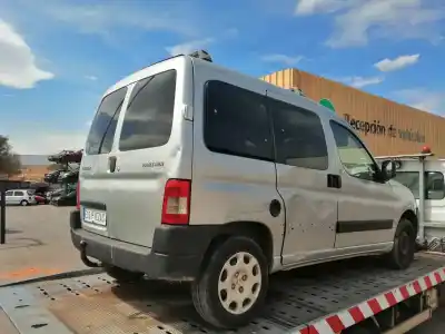Veículo de Sucata peugeot partner monospace (5_, g_) 1.6 hdi 75 do ano 2010 alimentado 9hw