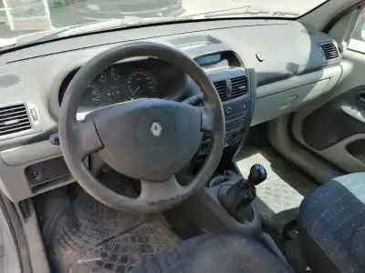 Scrapping Vehicle renault clio ii (bb_, cb_) 1.5 dci (b/cb07) of the year 2003 powered k9ka7