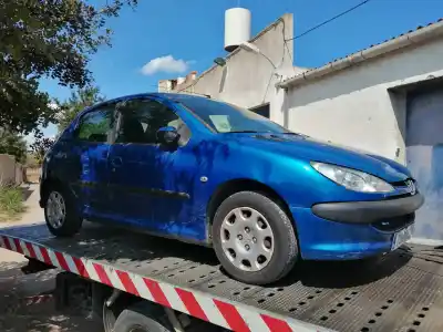Утилизация автомобиля PEUGEOT 206 FASTBACK (2A/C) 1.4 I года 2004 питание KFW