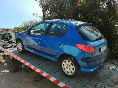 Здавання транспортного засобу peugeot 206 fastback (2a/c) 1.4 i року 2004 потужний kfw